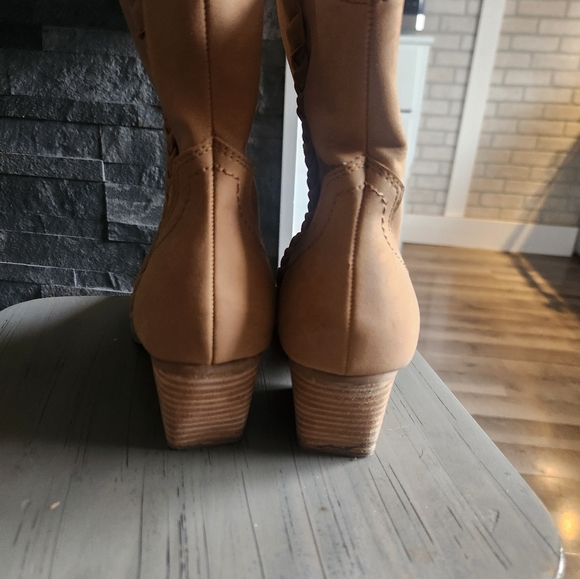 Dolce Vita Koolson Cowboy Boots - Picture 6 of 8